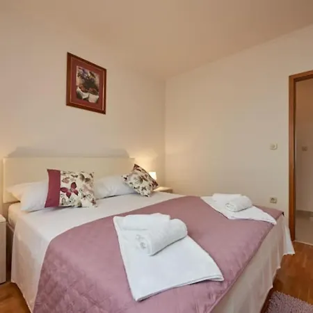 Apartment Apartman Sunny Trogir