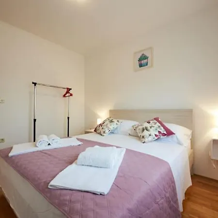 Apartment Apartman Sunny *